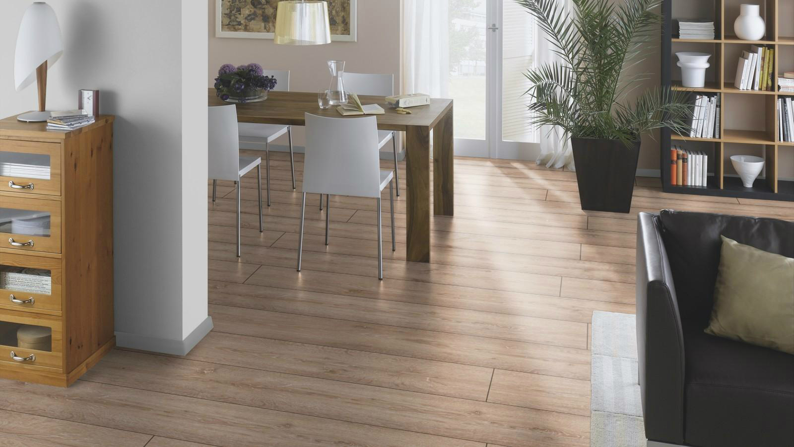 Ламинат Ter Hurne Дуб Нордик Коричневый 1433 фото в интерьере